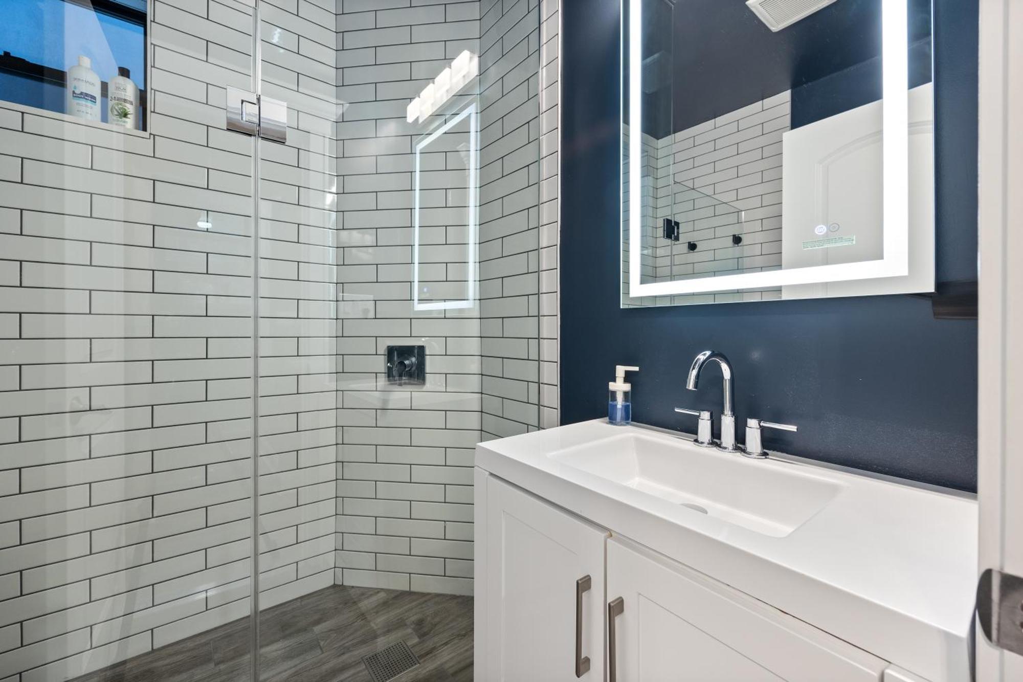Wrigleyville Suites Чикаго Экстерьер фото